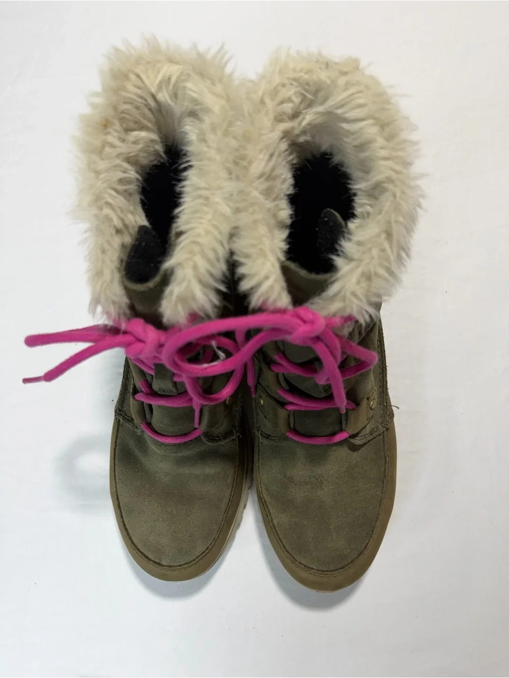 Sorel Cozy Joan in olive green